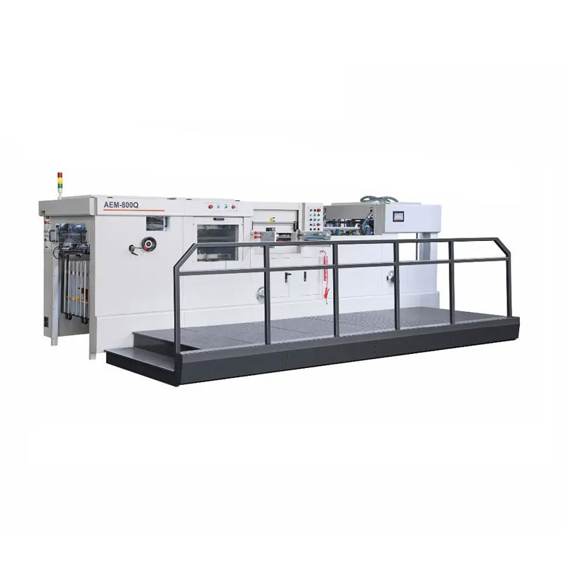 Awtomatikong die cutting at stripping machine